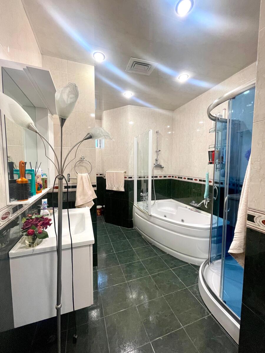 Satılır 6 otaqlı yeni tikili 220 m² — Mənzil, Bakı (4)