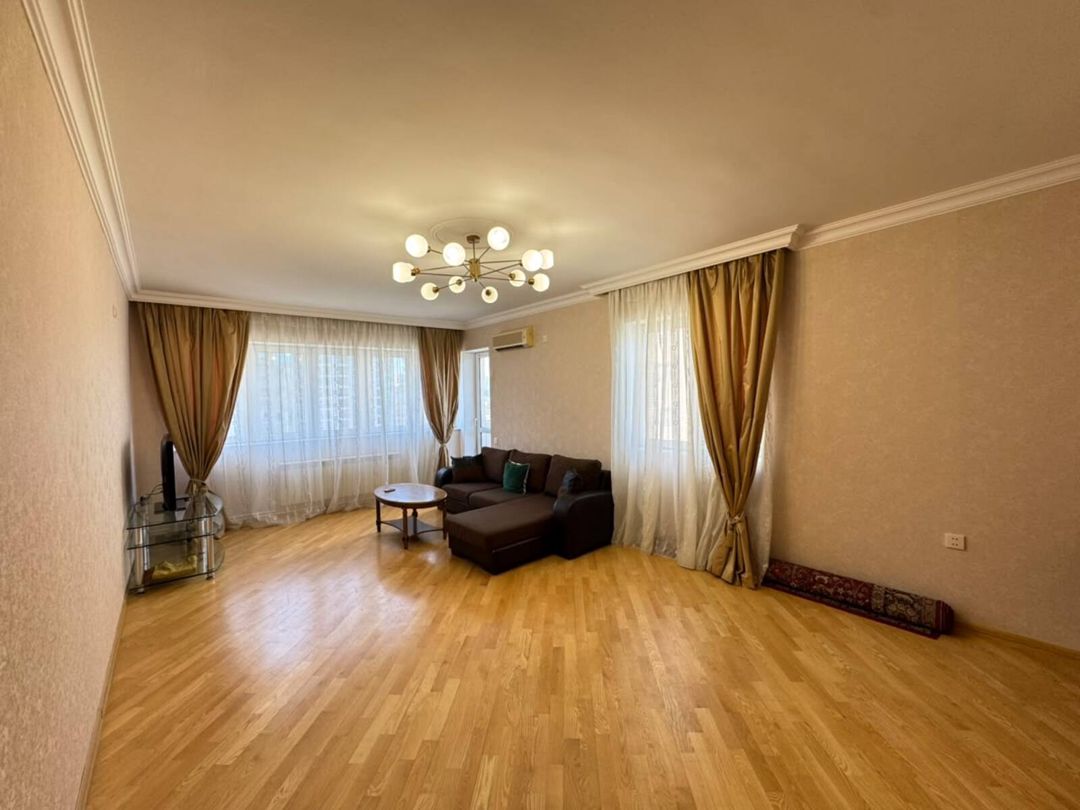 Satılır 2 otaqlı yeni tikili 80 m² — Mənzil, Bakı (3)