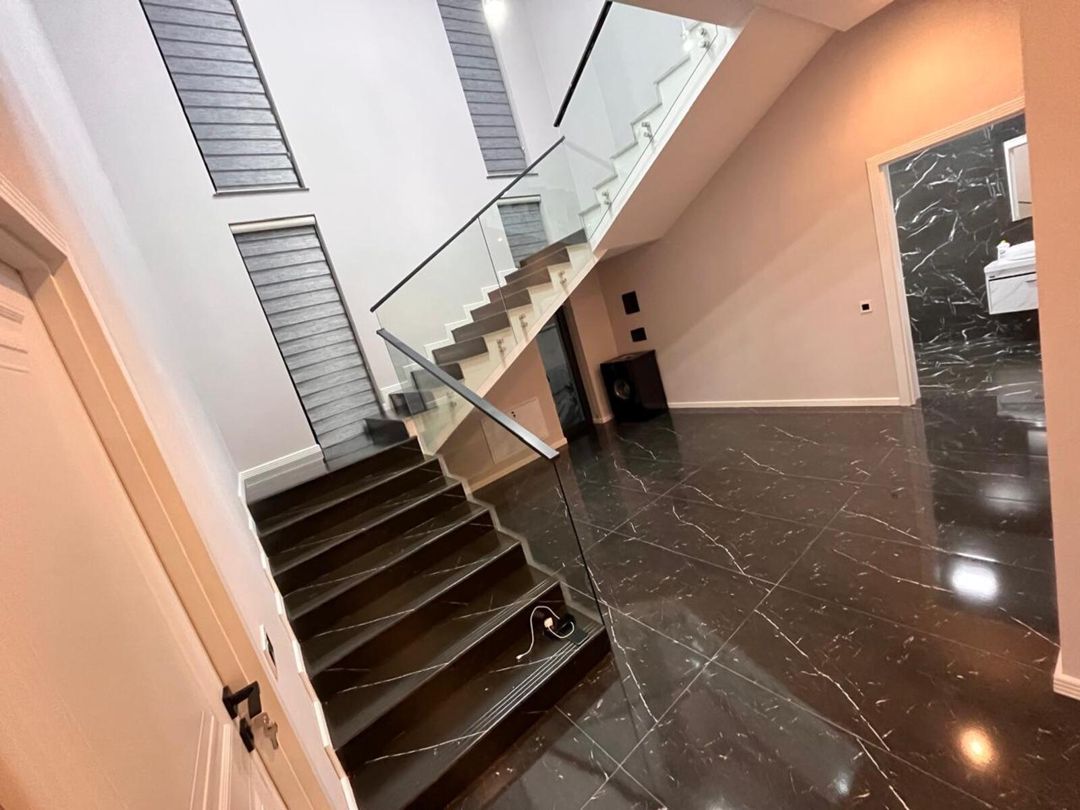İcarəyə verilir 4 otaqlı həyət evi/bağ evi 300 m² — Ev, villa, Bakı (10)