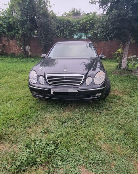 Mercedes E 350, 3.5 L, 2005 il, 236 262 km — Qax