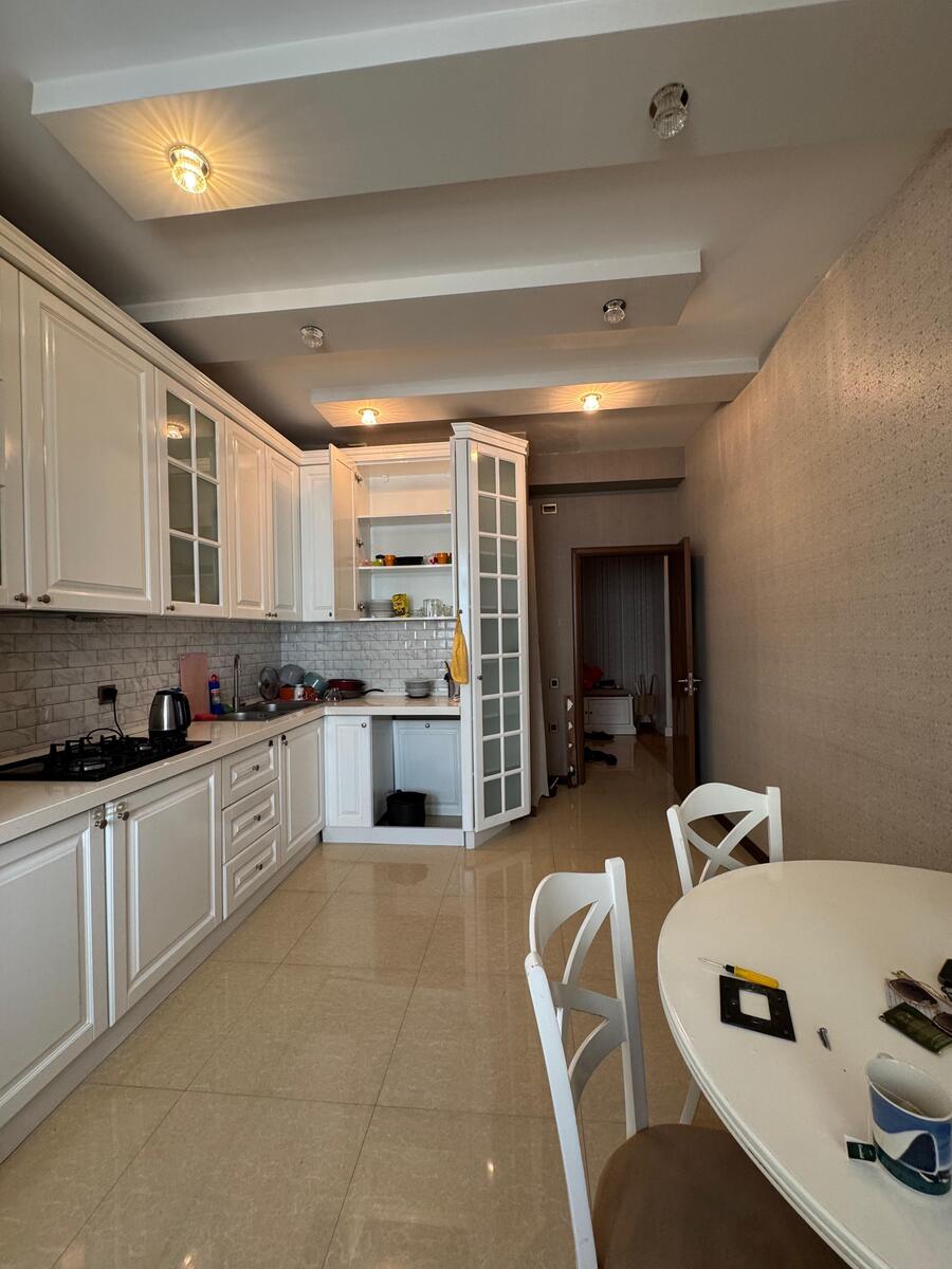 İcarəyə verilir 3 otaqlı yeni tikili 140 m² — Mənzil, Bakı (5)