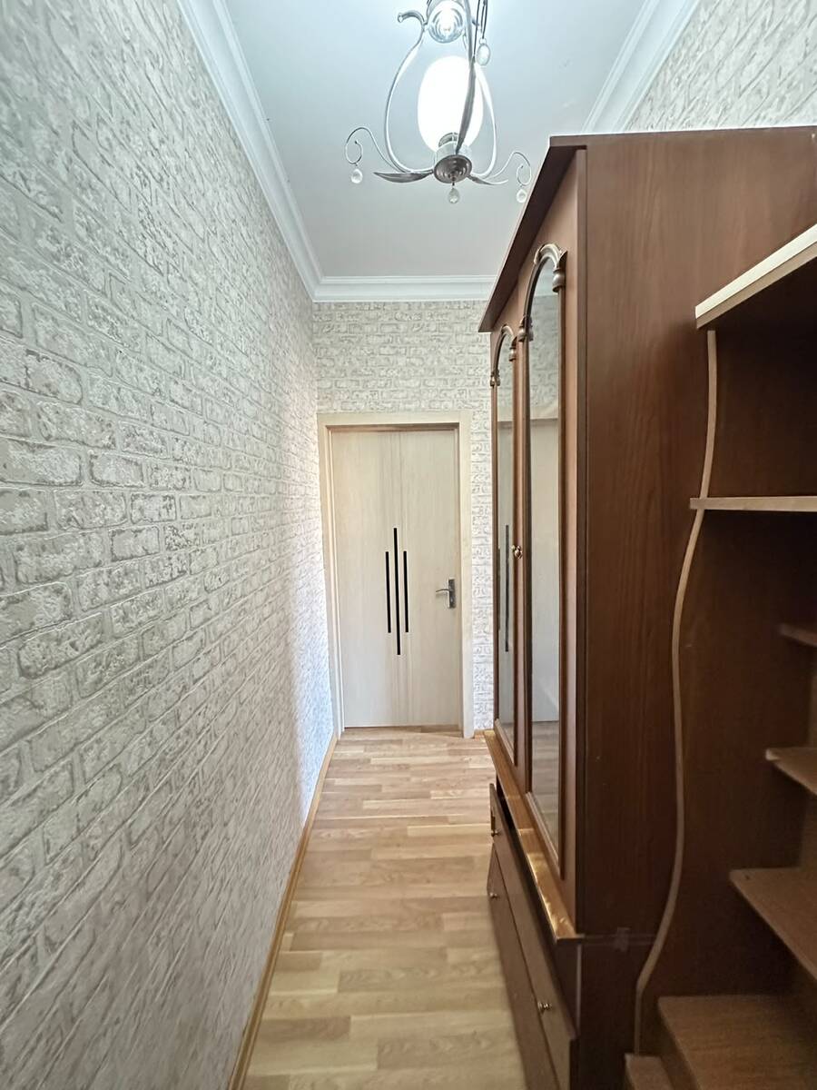 Satılır 1 otaqlı köhnə tikili 40 m² — Mənzil, Bakı (12)