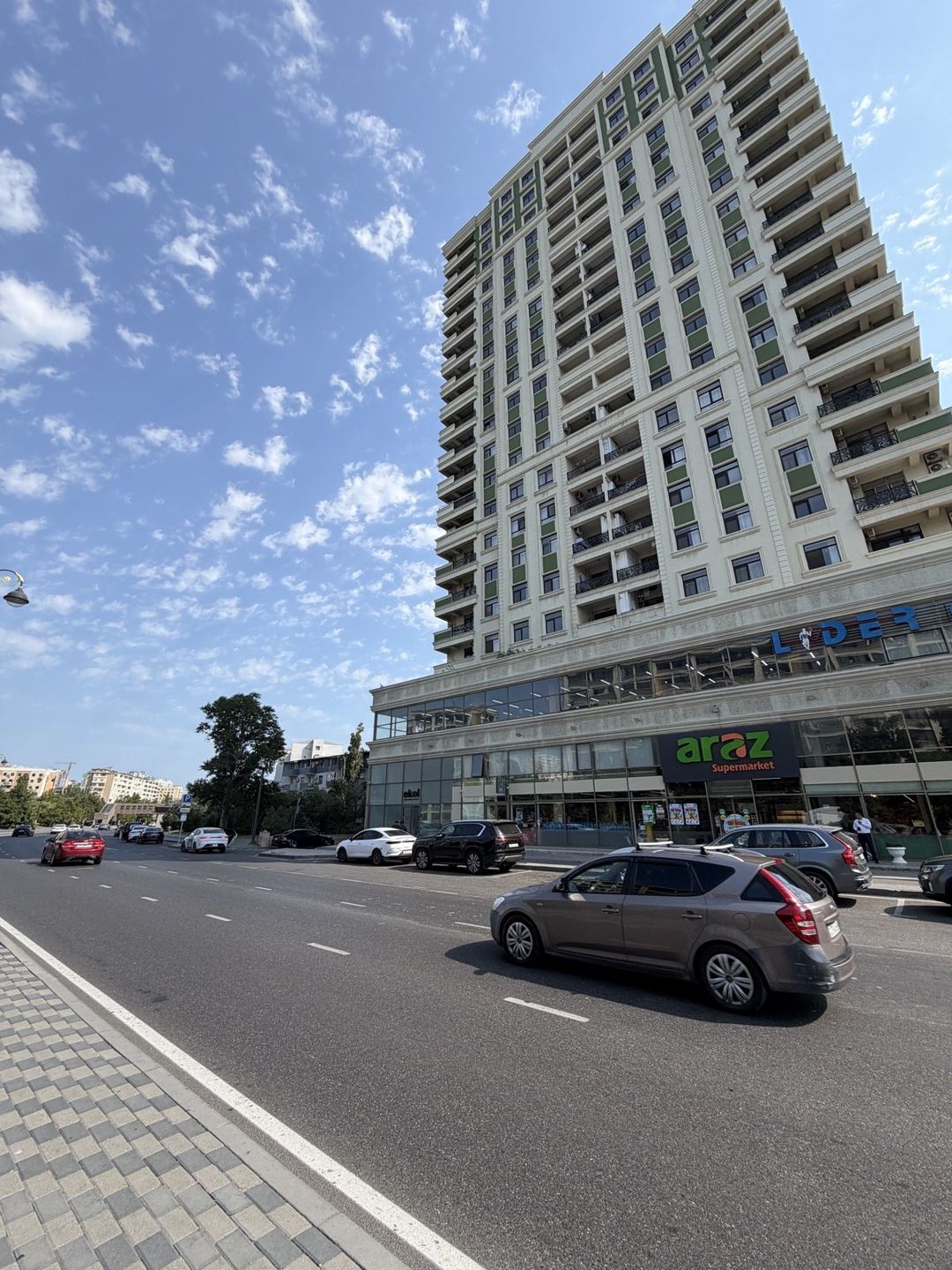 İcarəyə verilir obyekt 417 m² — Əmlak, Bakı (3)