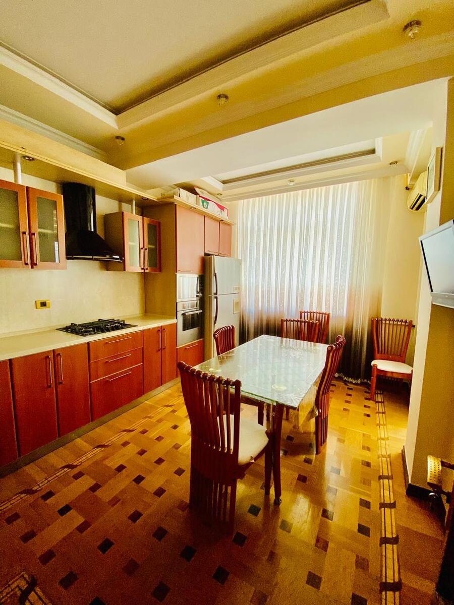 İcarəyə verilir 3 otaqlı yeni tikili 155 m² — Mənzil, Bakı (10)