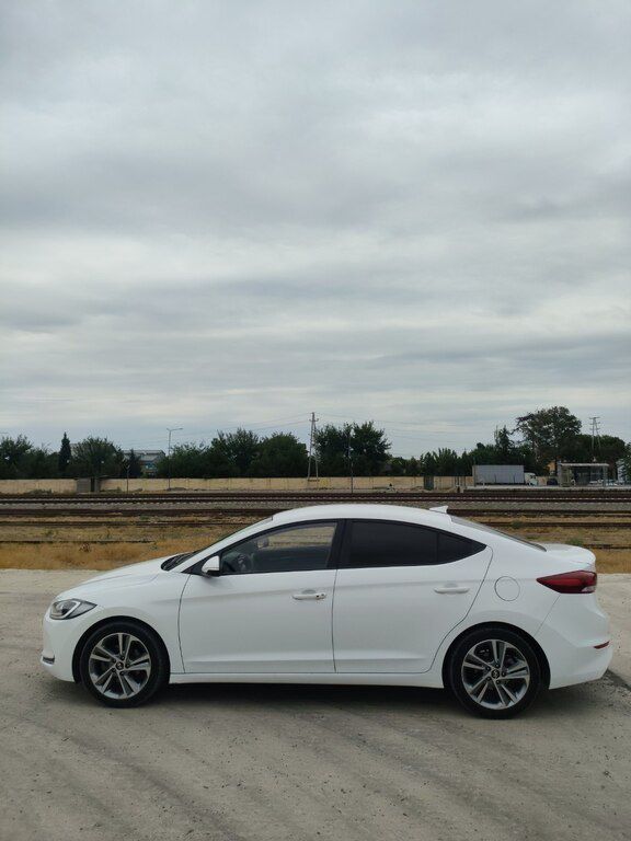 Hyundai Avante, 1.6 L, 2018 il, 202 495 km — Avtomobillər, Bakı (5)