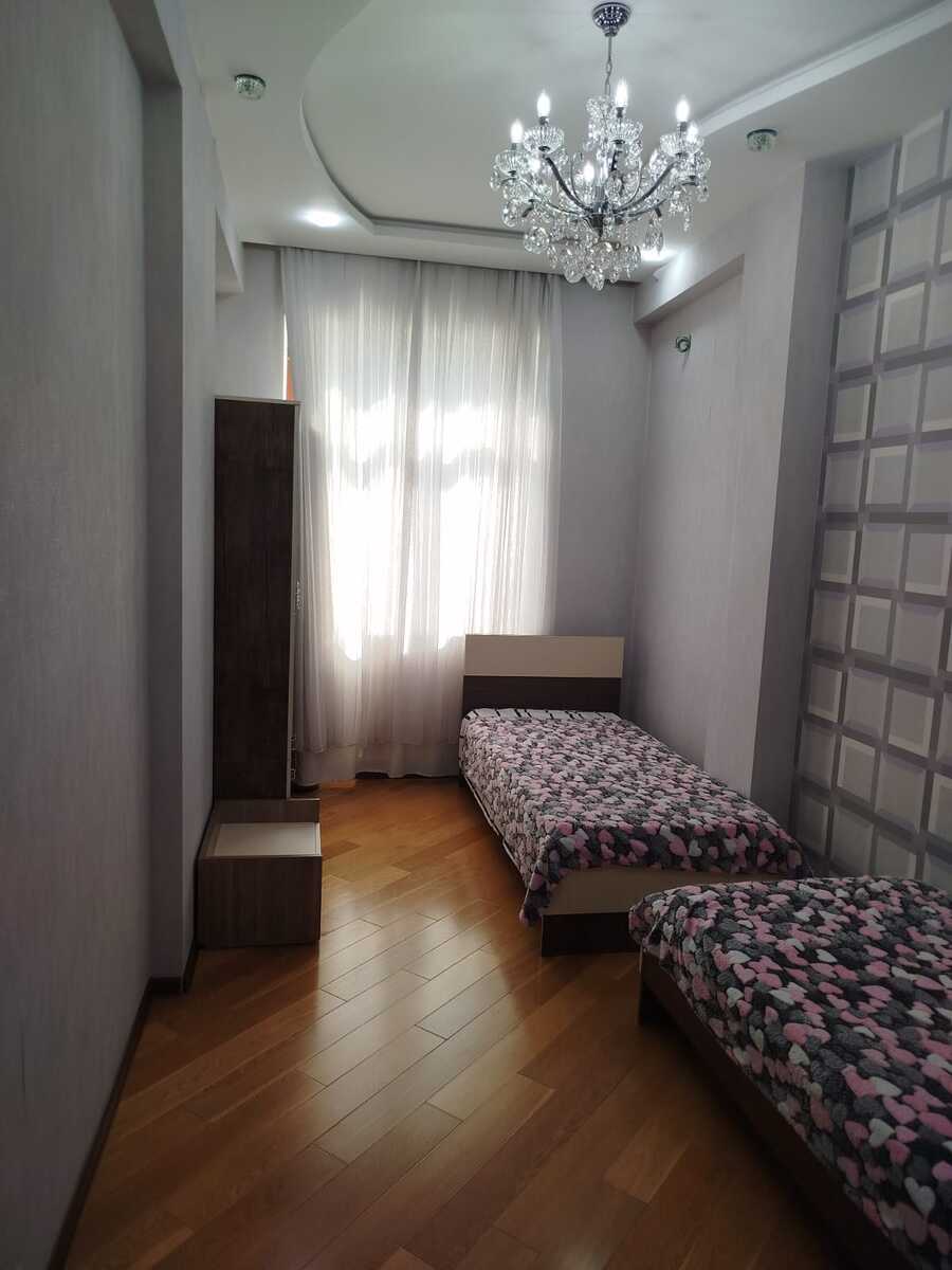 İcarəyə verilir 3 otaqlı yeni tikili 129 m² — Mənzil, Bakı (9)