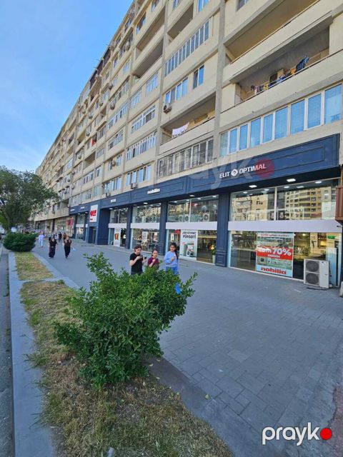 Satılır obyekt 800 m²