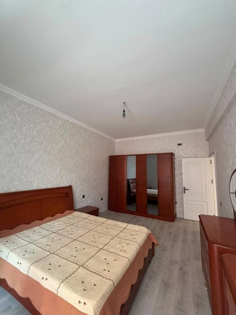 Satılır 2 otaqlı yeni tikili 100 m² — Bakı