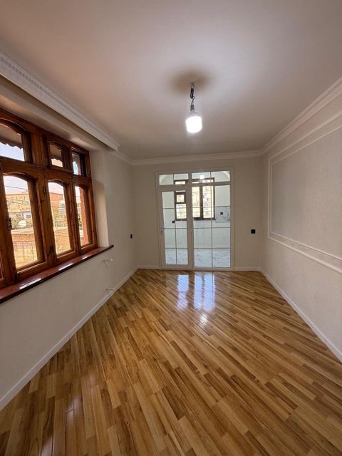 Satılır 2 otaqlı köhnə tikili 47 m² — Xırdalan