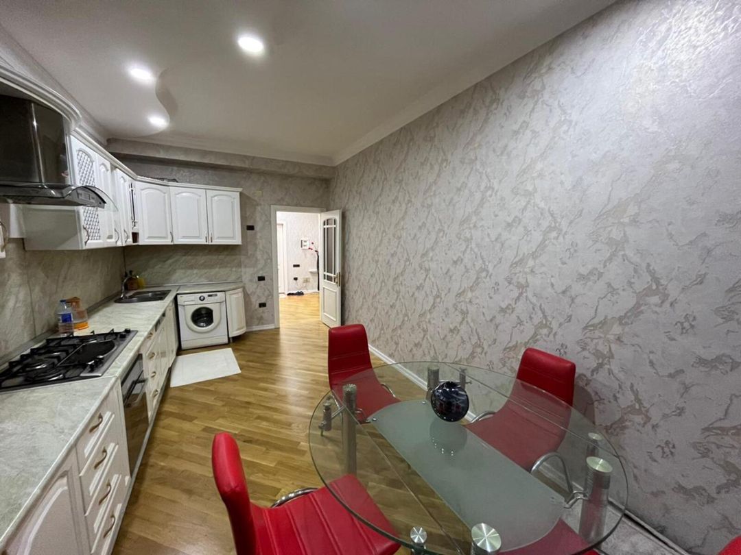 İcarəyə verilir 3 otaqlı yeni tikili 140 m² — Mənzil, Bakı (9)