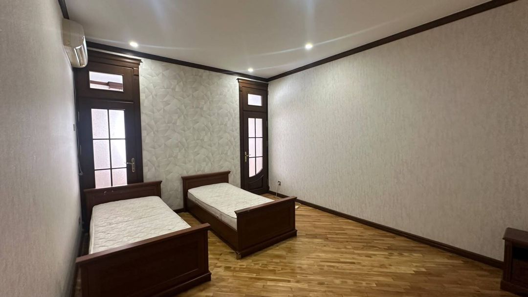 İcarəyə verilir 5 otaqlı yeni tikili 240 m² — Mənzil, Bakı (8)