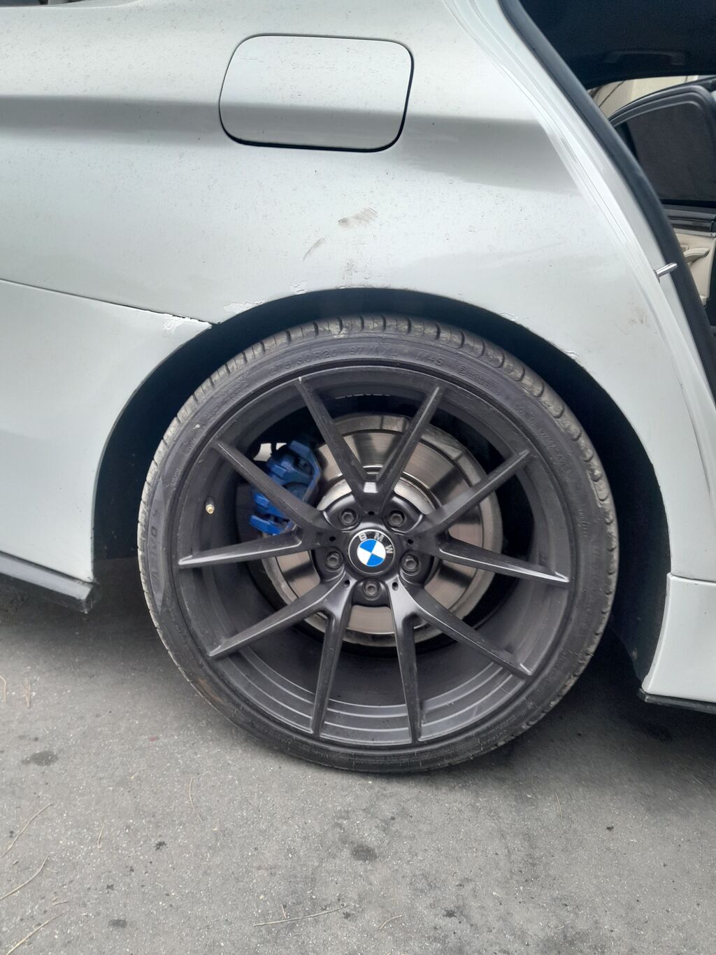 BMW M Performance üslublu təkər diskləri və şinlər dəsti - Rəng: mat — Avto, Masazır