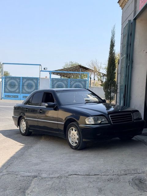 Mercedes C 180, 1995 il — Sabirabad