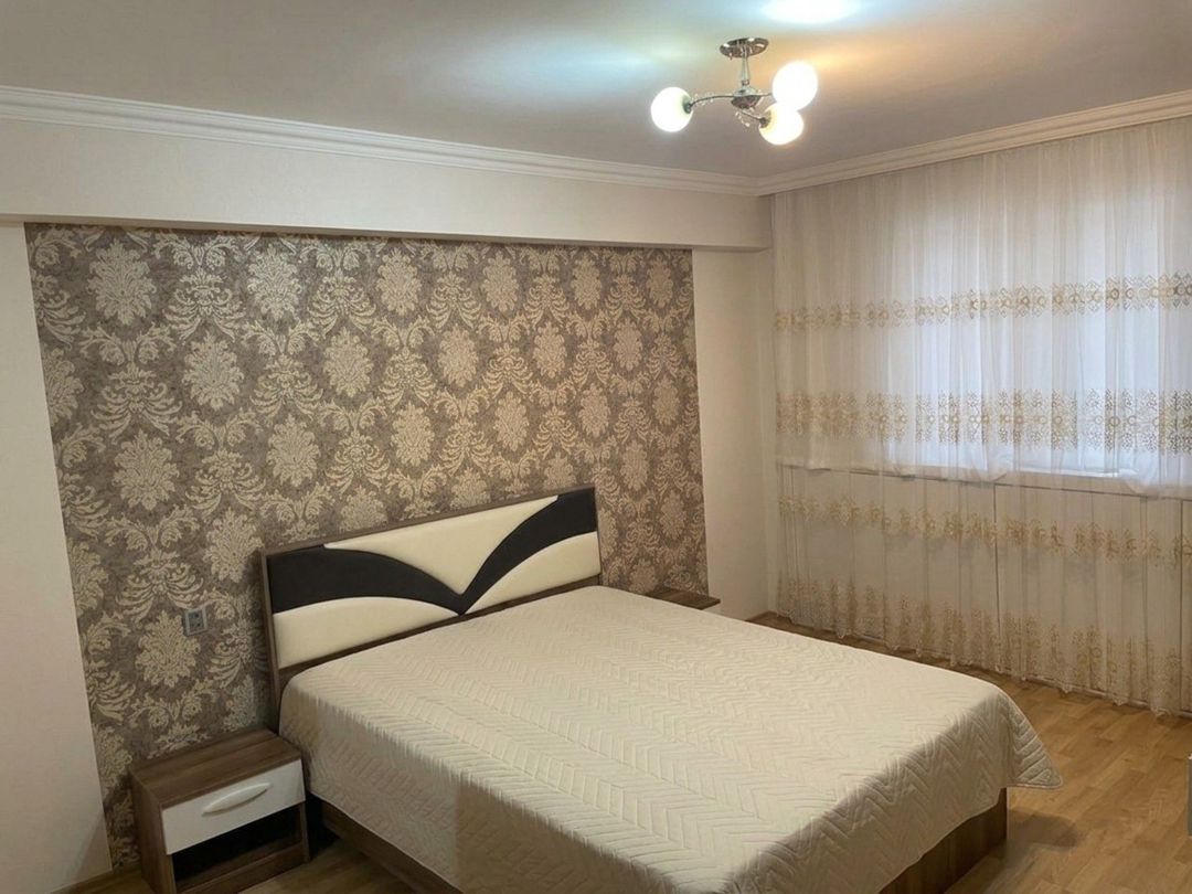 İcarəyə verilir 2 otaqlı köhnə tikili 80 m² — Mənzil, Bakı (5)