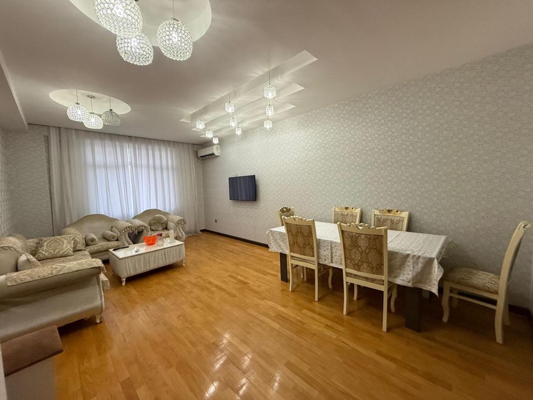 Satılır 3 otaqlı yeni tikili 136 m² — Mənzil, Bakı (2)