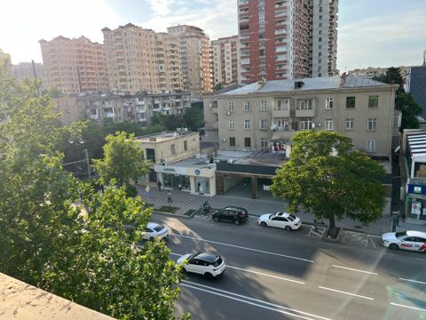 İcarəyə verilir 3 otaqlı köhnə tikili 65 m² — Bakı