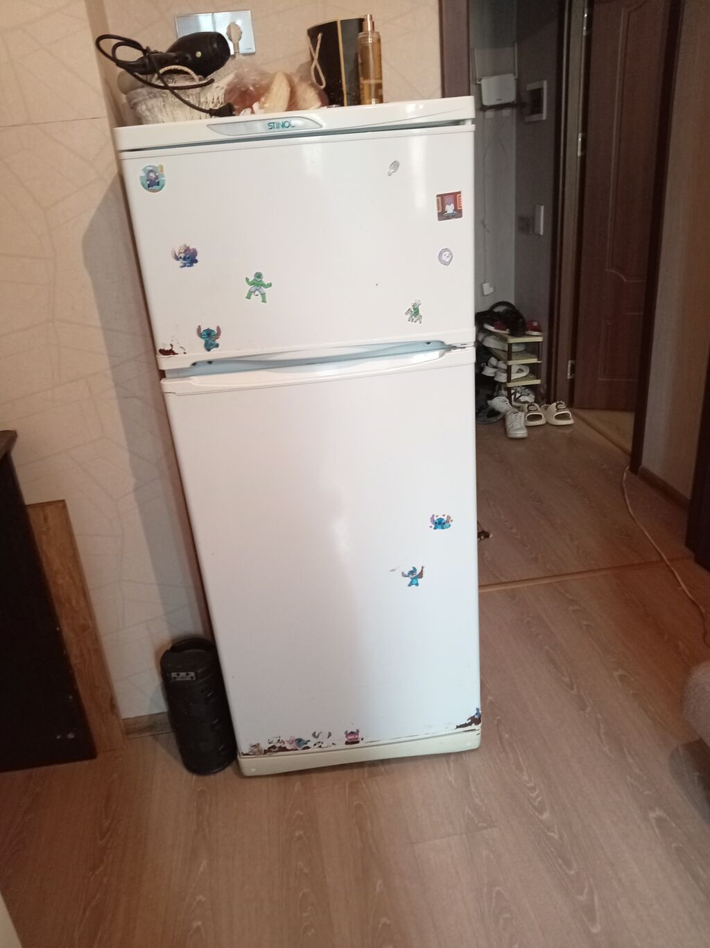 Stinol iki qapılı soyuducu - Yuxarıda dondurucu, aşağıda əsas — Soyuducular, Digah (2)