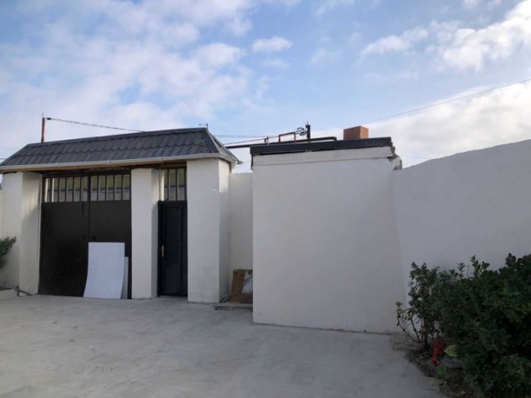 Satılır 7 otaqlı həyət evi/bağ evi 250 m² — Ev, villa, Bakı (4)