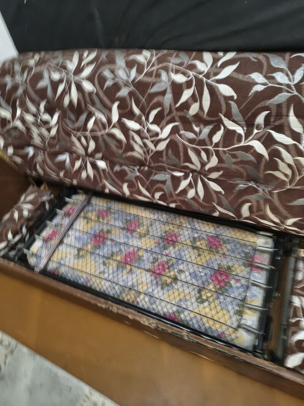 Divan–çarpayı (açılan mexanizmli) - Üçnəfərlik divan, klassik — Mebel, Bakı (6)