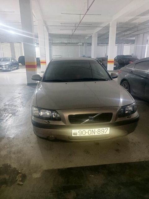 Volvo S60, 2.4 L, 2001 il, 329 535 km — Bakı