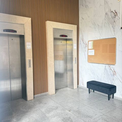 Satılır 4 otaqlı yeni tikili 160 m² — Bakı