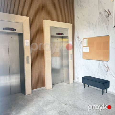 Satılır 4 otaqlı yeni tikili 160 m²