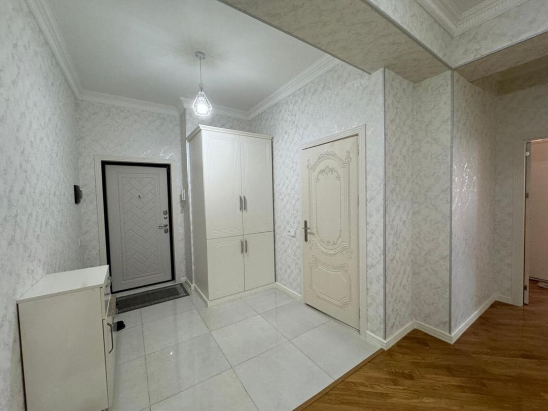 İcarəyə verilir 4 otaqlı yeni tikili 150 m² — Mənzil, Bakı (5)