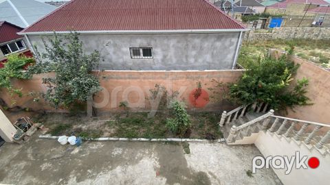 Həyət evi, Biləcəri qəs