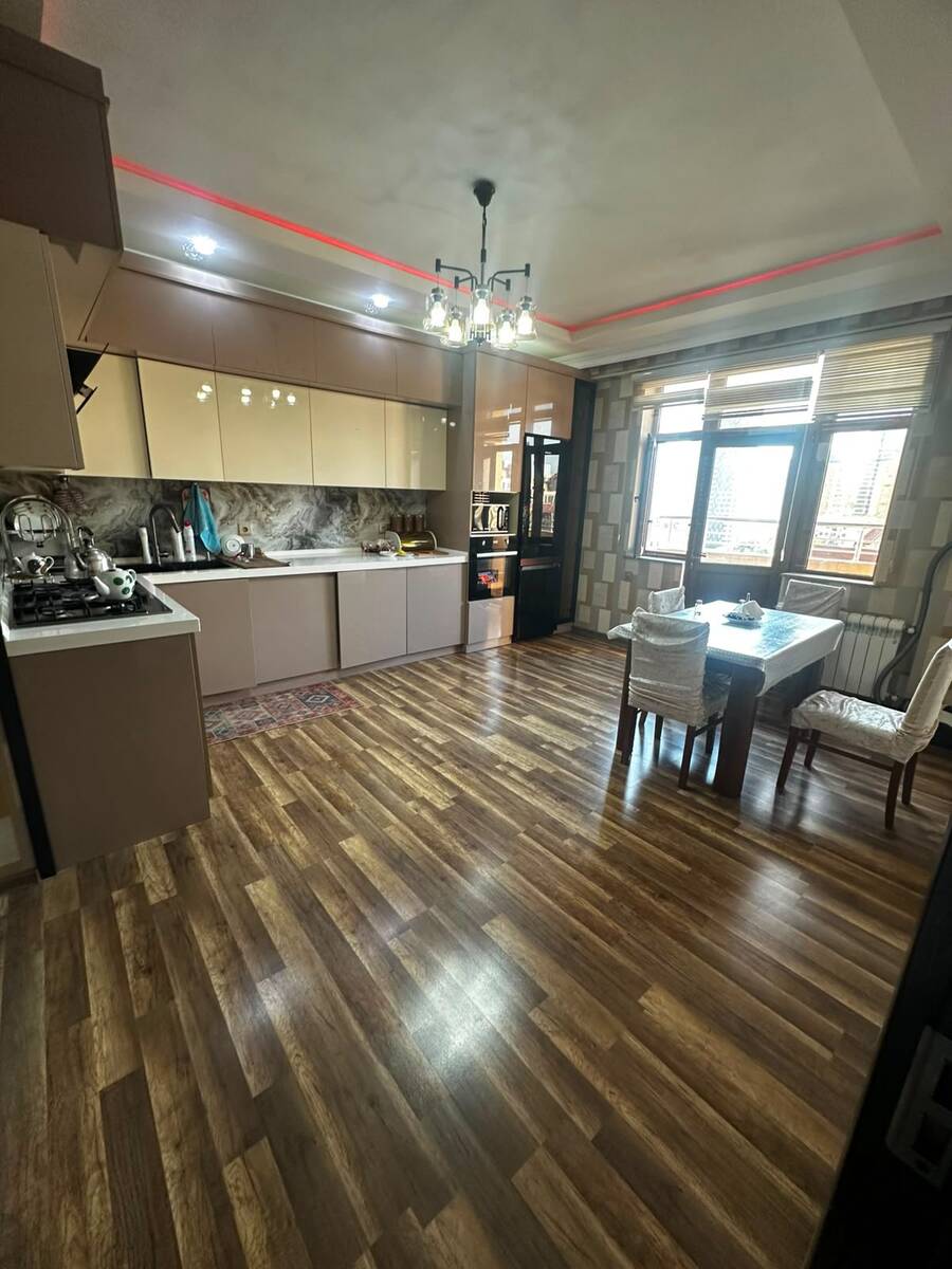 Satılır 3 otaqlı yeni tikili 137 m² — Mənzil, Bakı (10)