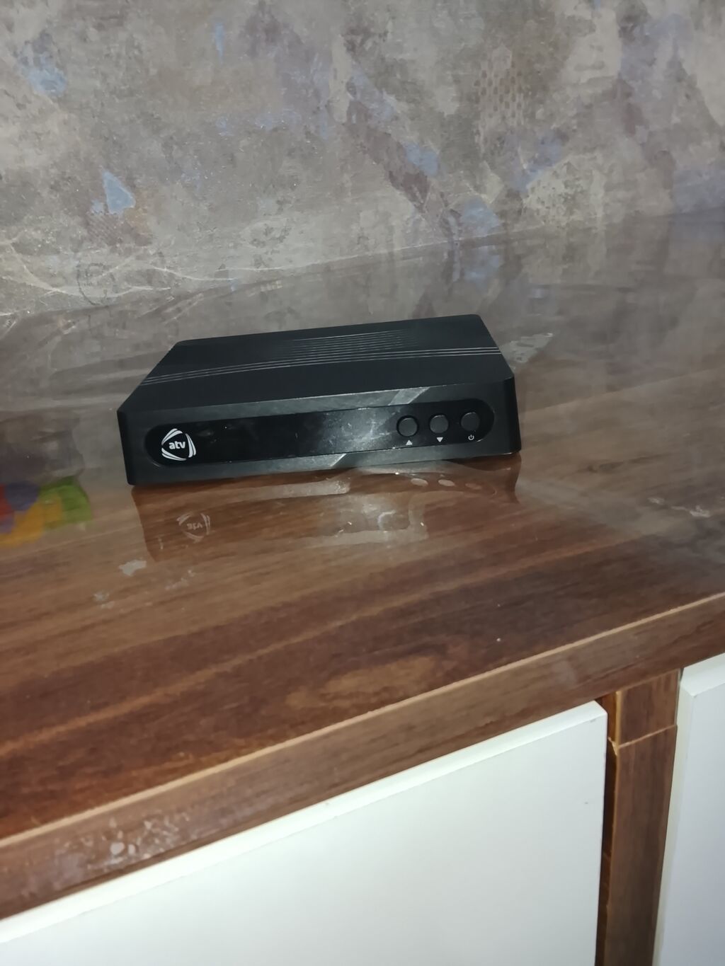 ATV rəqəmsal TV tuner (set-top box) + aksesuarlar Xüsusiyyətlər — TV və Video, Bakı (4)