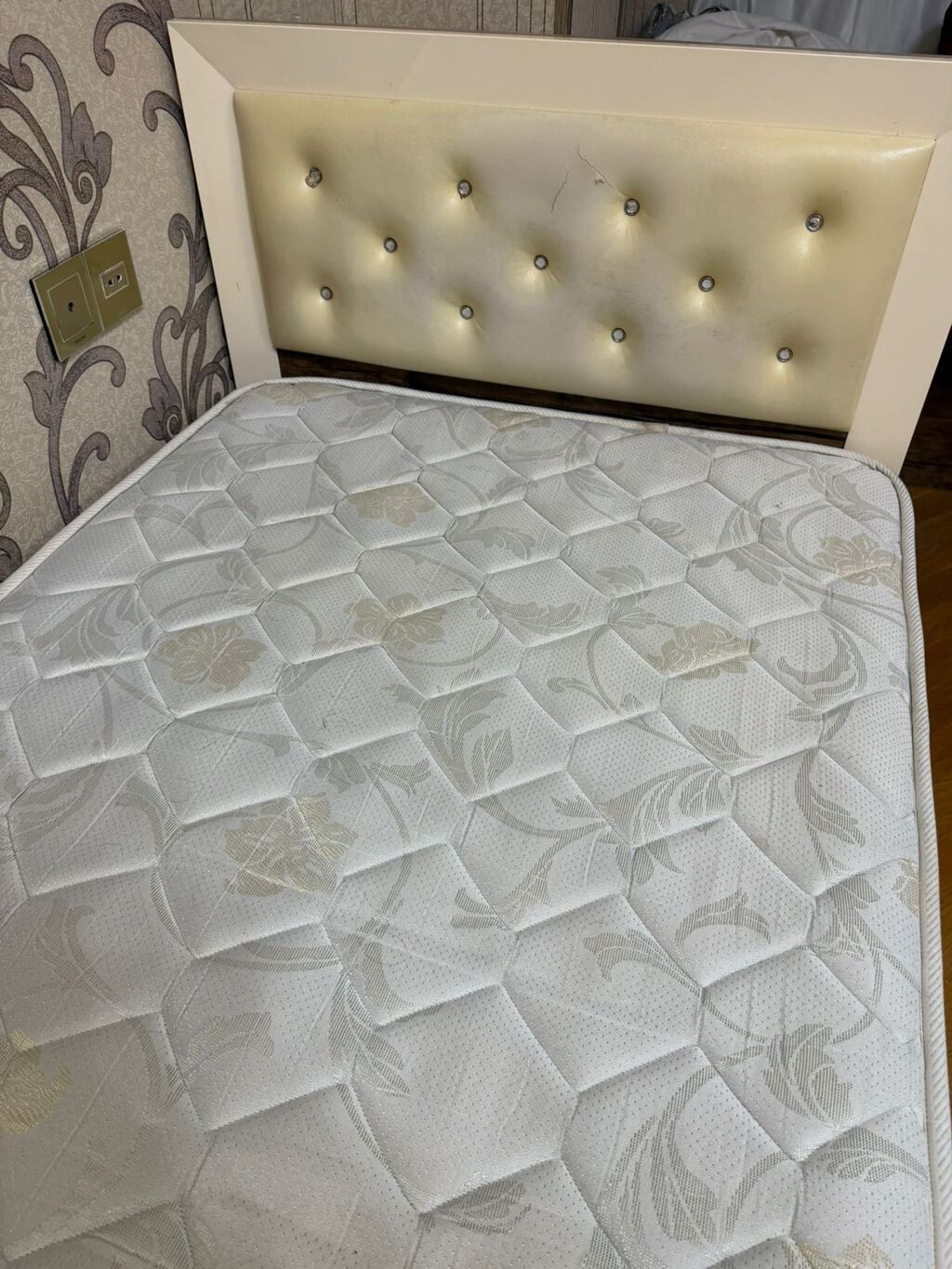 İşlənmiş, Təknəfərlik çarpayı, Bazasız, Matras ilə, Siyirməli — Mebel, Bakı (5)
