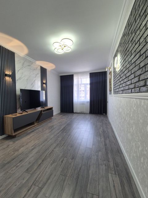 Satılır 3 otaqlı köhnə tikili 80 m² — Bakı