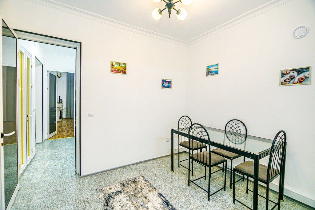 İcarəyə verilir 3 otaqlı köhnə tikili 103 m² — Mənzil, Bakı (7)