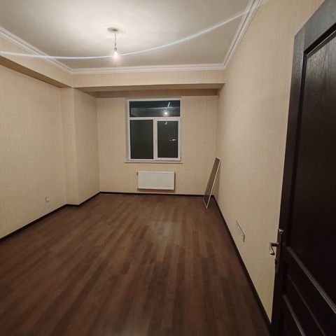 Satılır 4 otaqlı yeni tikili 100 m² — Bakı