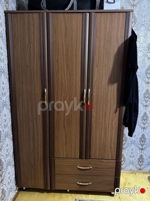 Üçqapılı paltar şkafı - Material: ağac teksturalı laminat/MDFlam