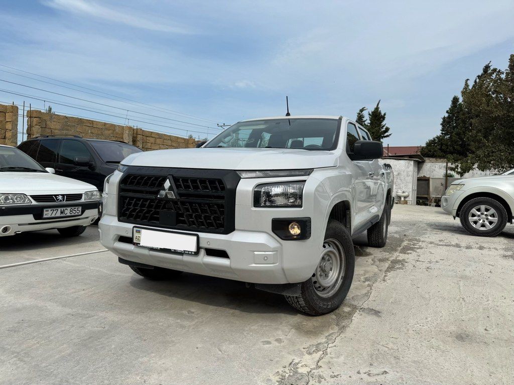 Mitsubishi L200, 2.4 L, 2024 il, 122 680 km — Avtomobillər, Bakı
