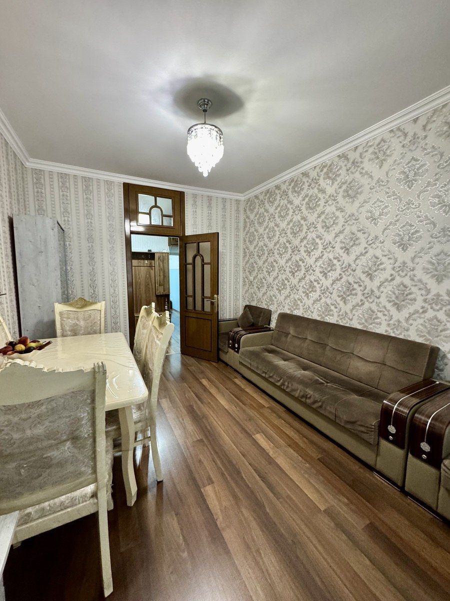 Satılır 4 otaqlı köhnə tikili 110 m² — Mənzil, Bakı (9)