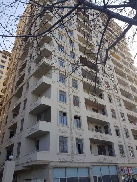 Satılır 3 otaqlı yeni tikili 132 m² — Bakı
