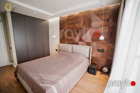 Satılır 4 otaqlı yeni tikili 210 m²