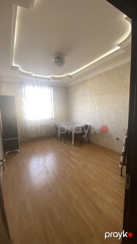 Satılır 2 otaqlı yeni tikili 72 m²
