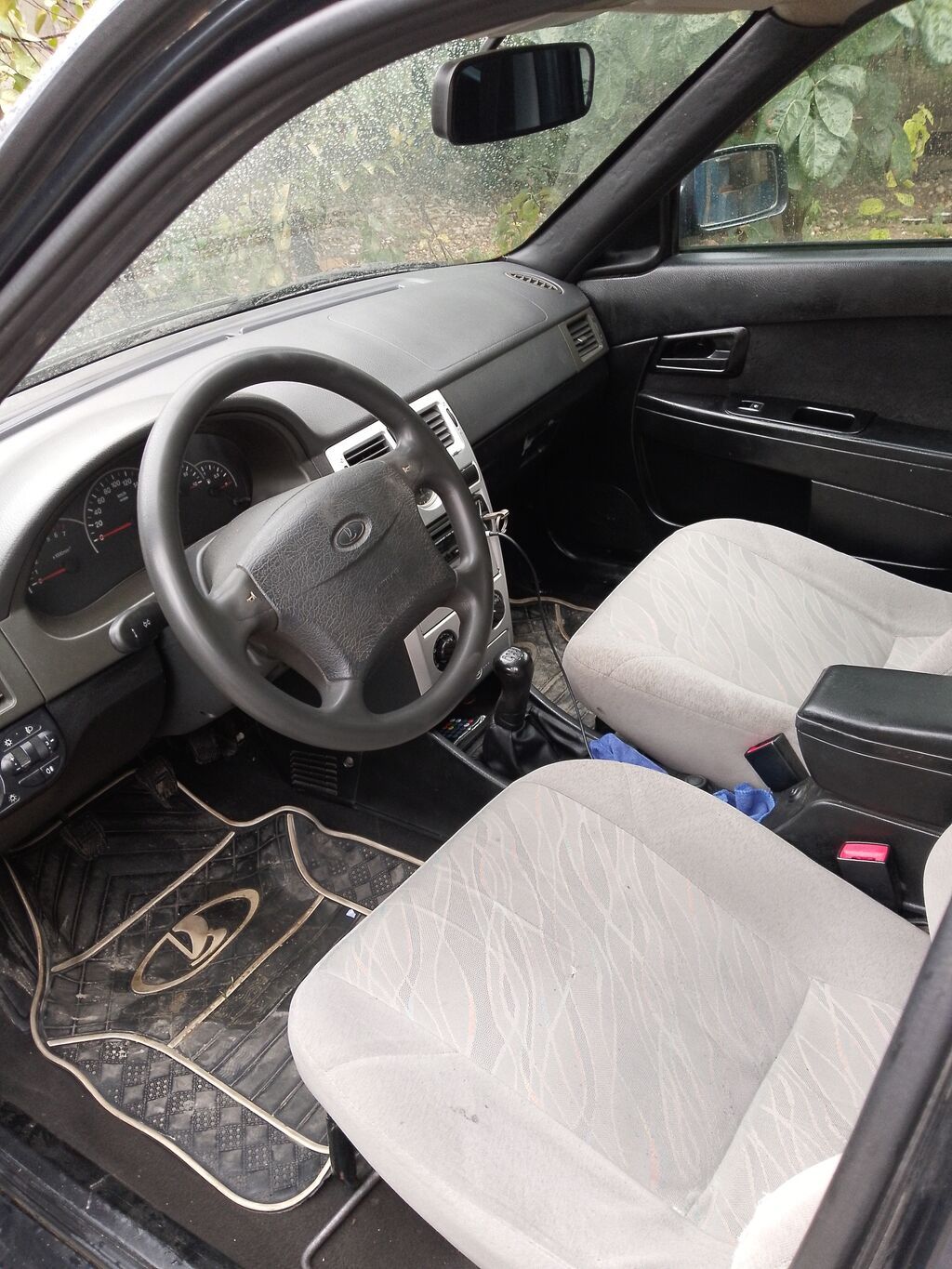 VAZ (Lada) Priora: 1.6 l 2008 il Sedan — Avto, Şabran (5)