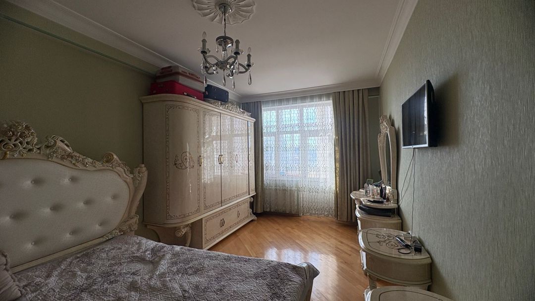 Satılır 3 otaqlı yeni tikili 130 m² — Mənzil, Bakı (4)