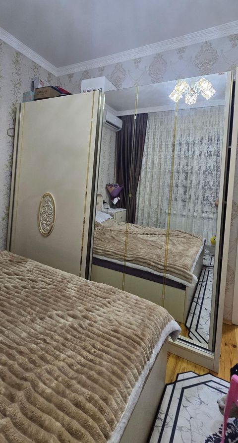 *ZB* *Dolab* Qiymet *260 AZN* ölçü *2.35* unvan masazir — Bakı