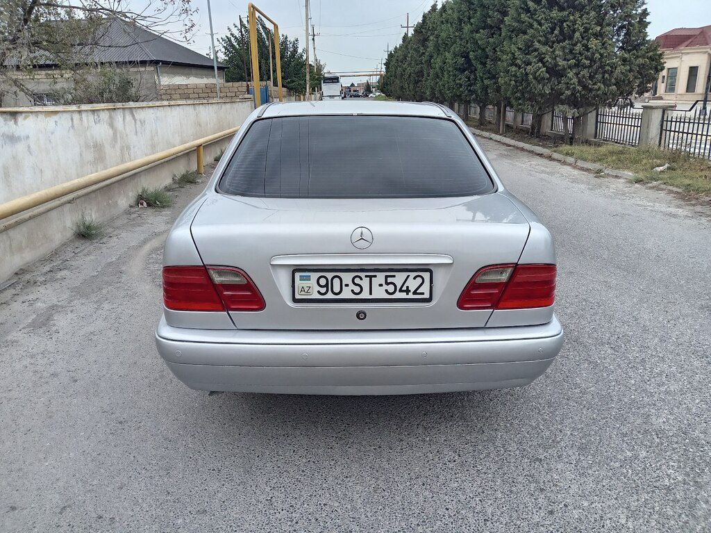 Mercedes E 230, 2.3 L, 1998 il, 355 450 km — Avtomobillər, Sumqayıt (2)