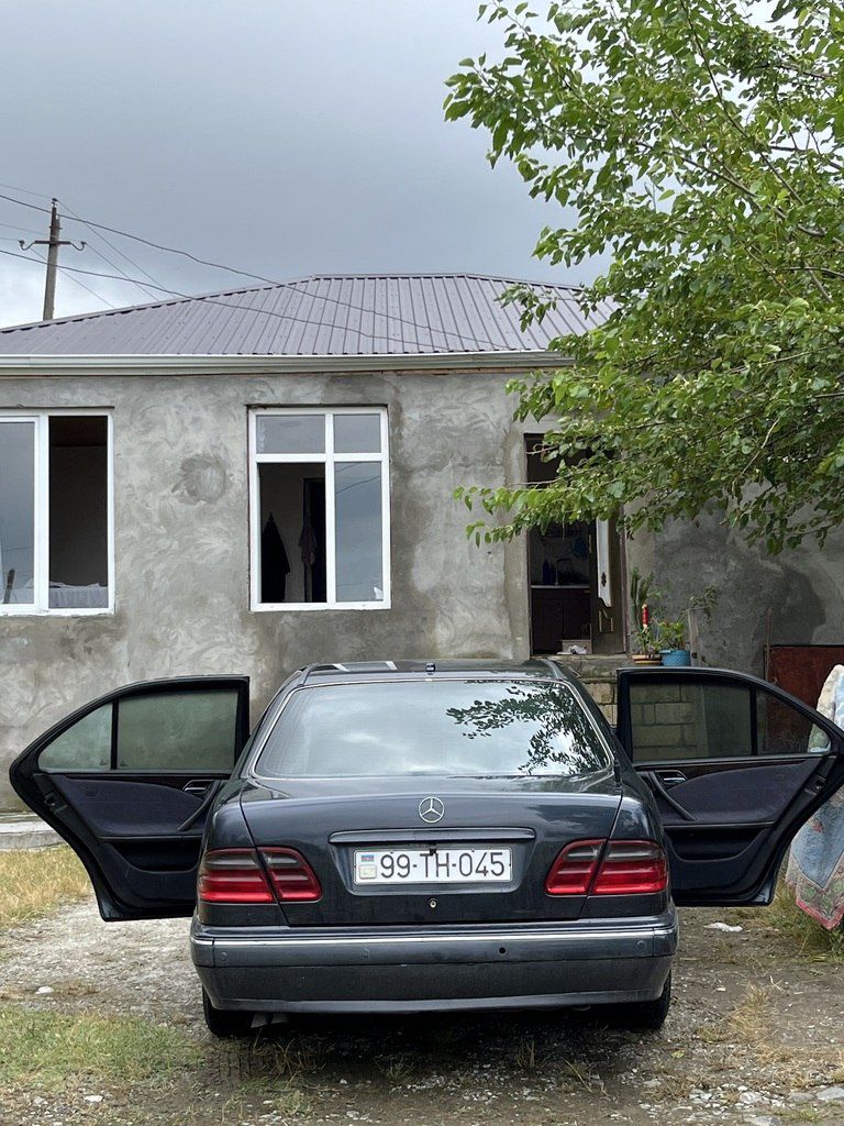 Mercedes E 270, 2.7 L, 2000 il, 880 000 km — Avtomobillər, Bakı (9)