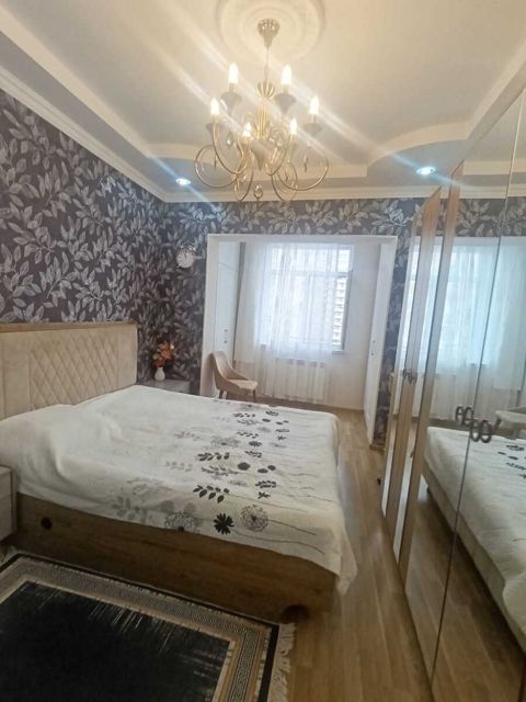 Satılır 3 otaqlı köhnə tikili 65 m² — Bakı
