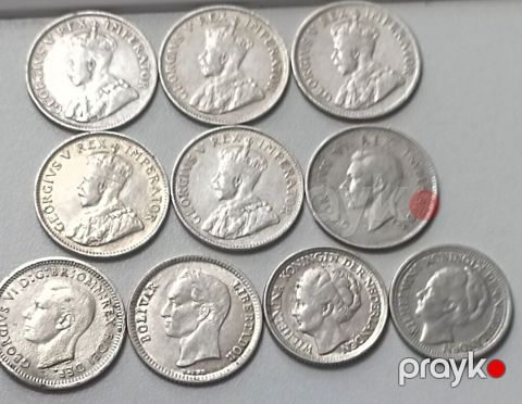 Qumuş. Ümümi -14 gramm. Biri-10₼. Hamısı-70₼ — Bakı