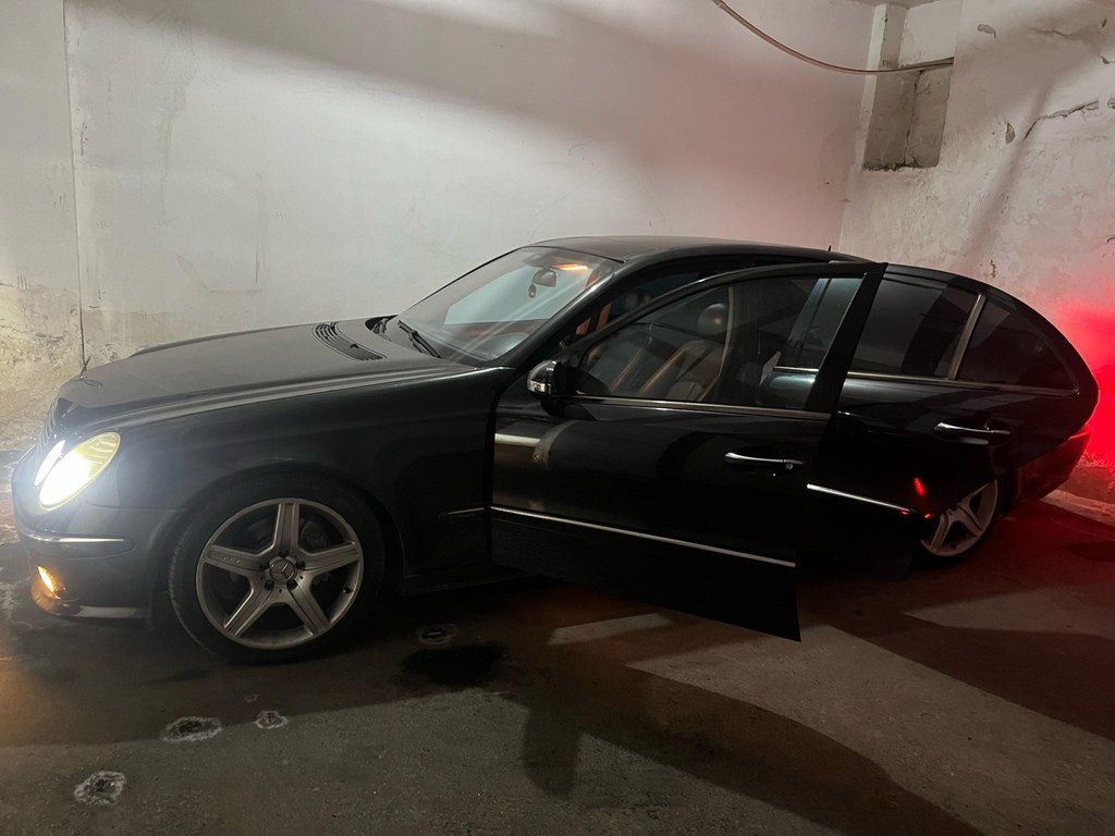 Mercedes E 320, 3.2 L, 2002 il, 265 000 km — Avtomobillər, Şəki (2)