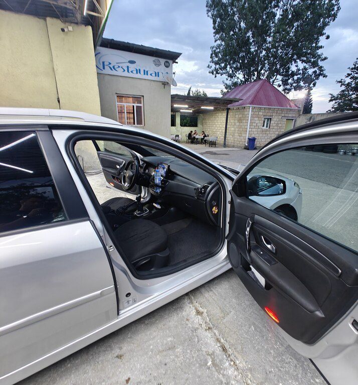 Renault Laguna, 1.5 L, 2007 il, 300 000 km — Avtomobillər, Gəncə (10)