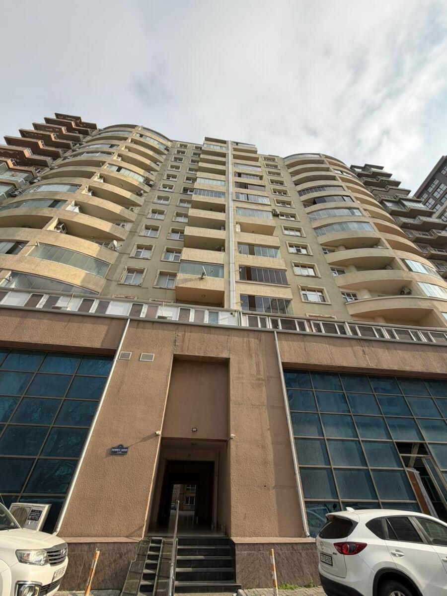 Satılır 3 otaqlı yeni tikili 135 m² — Mənzil, Bakı (9)